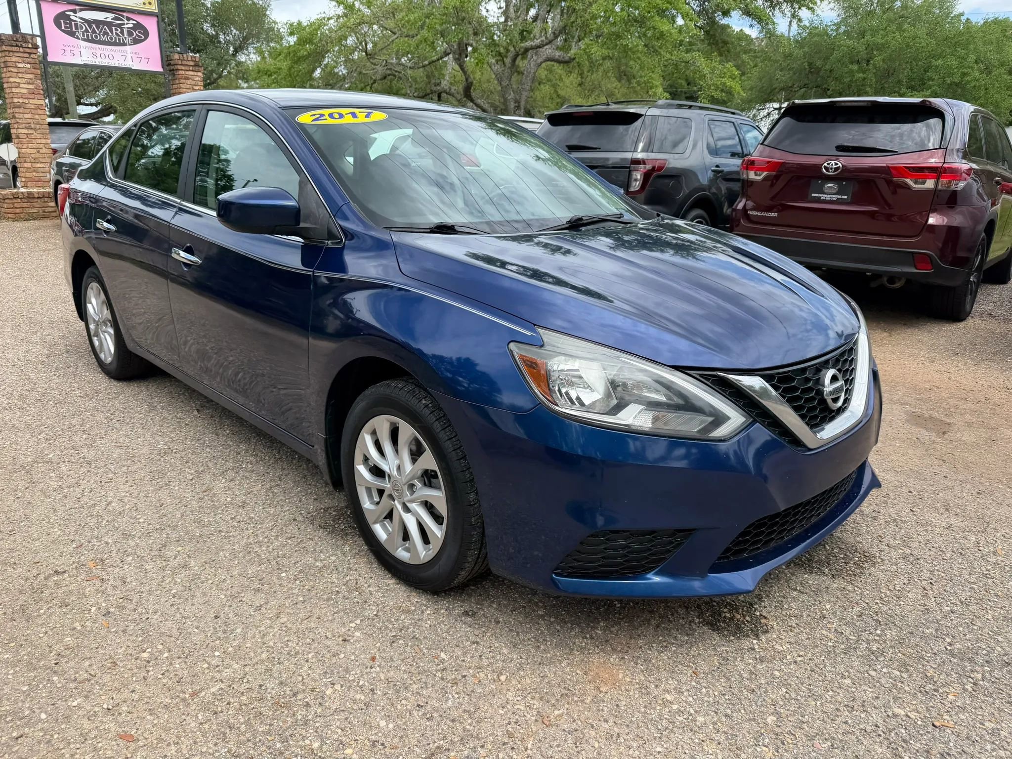 Used 2017 Nissan Sentra S w/ S Style Package image 3
