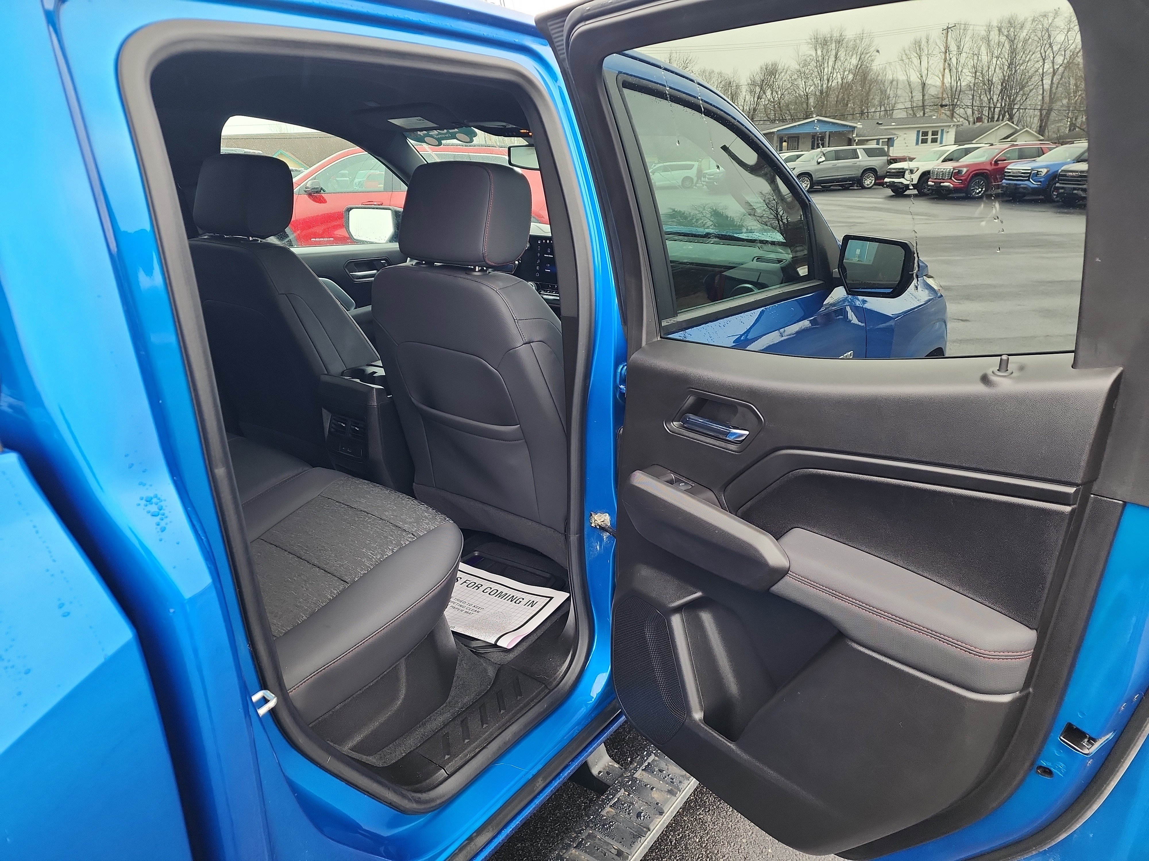 Certified 2024 Chevrolet Colorado Z71 w/ Z71 Convenience Package 2 image 31