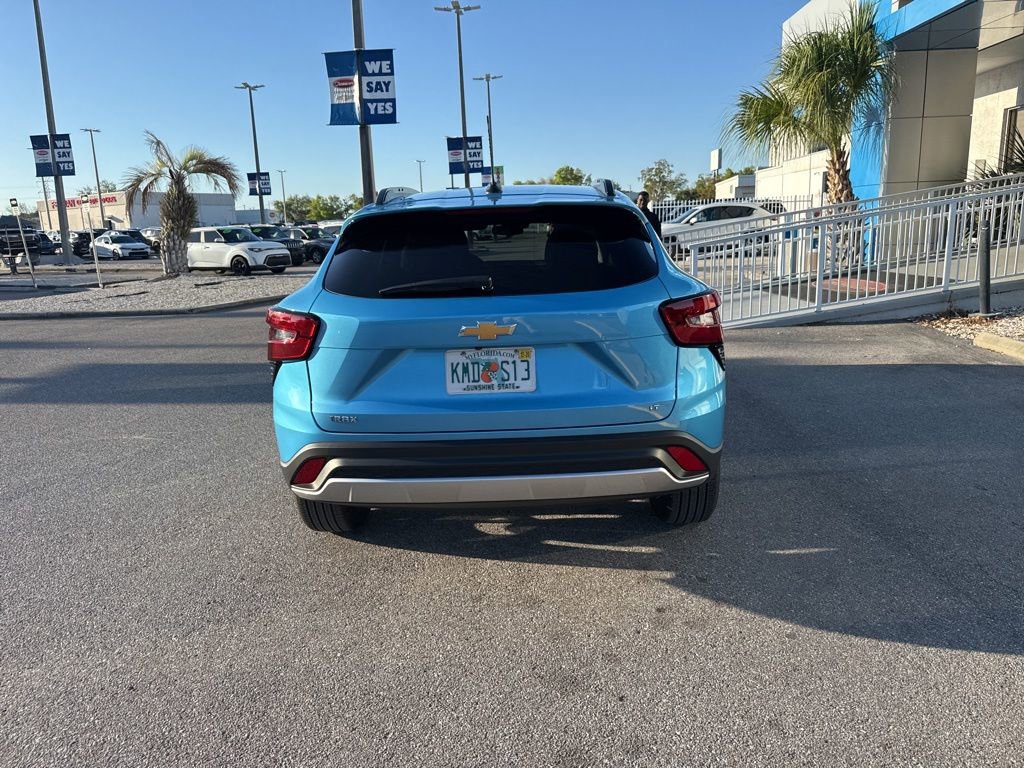 Used 2026 Chevrolet Trax LT image 7