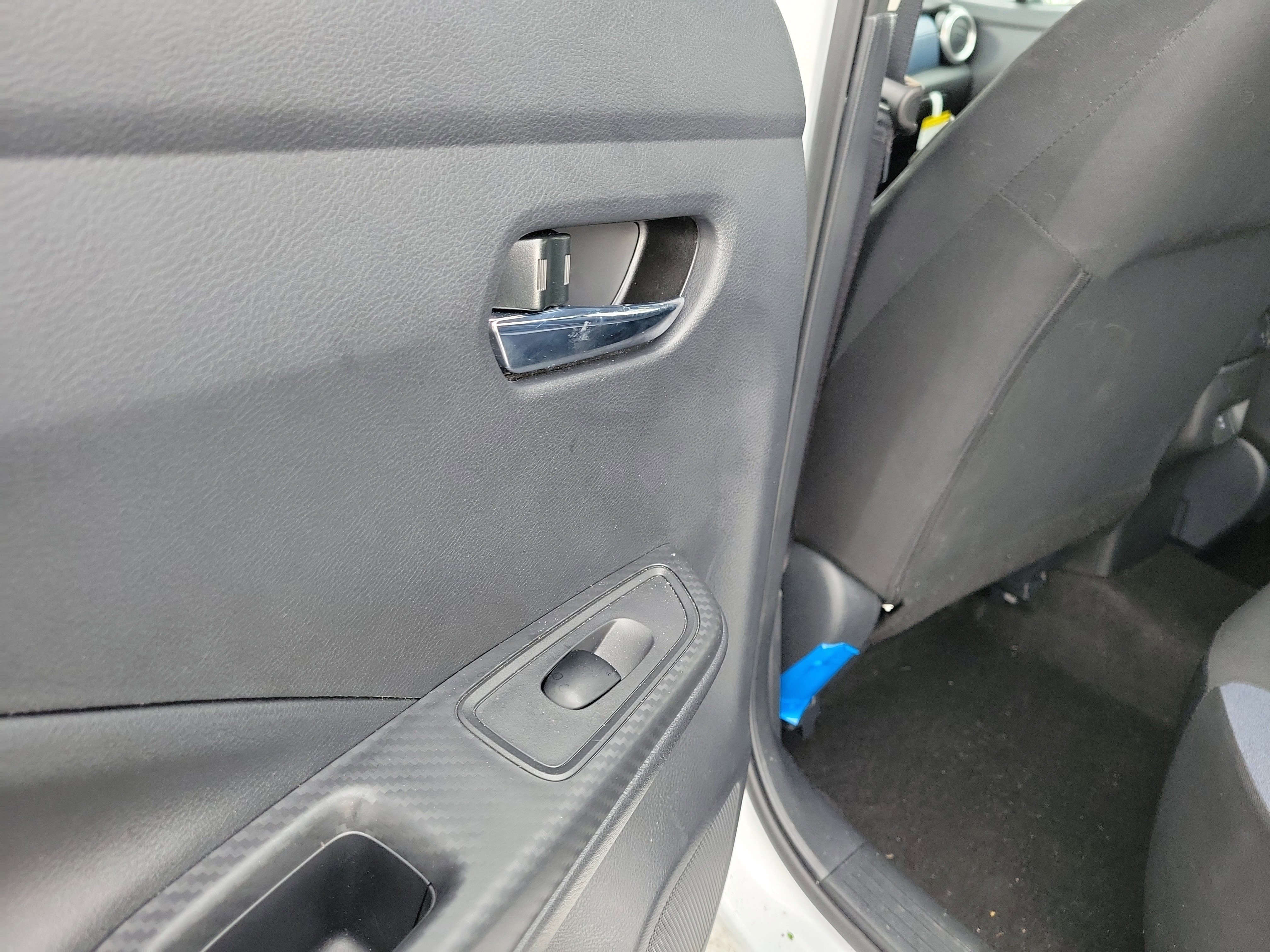 Certified 2025 Nissan Versa SV w/ Trunk Package image 13