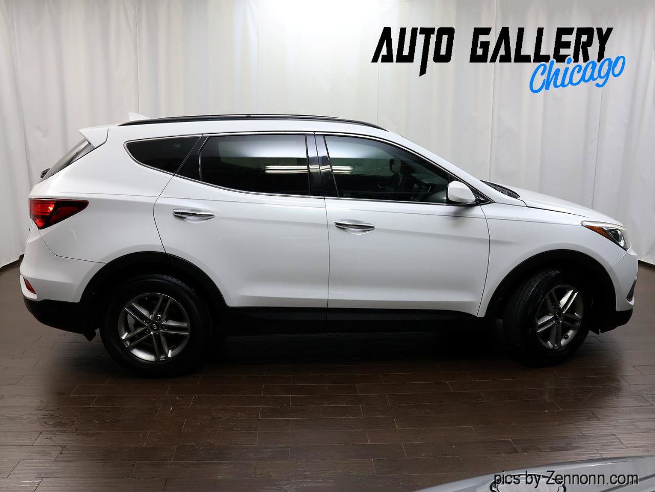 Used 2017 Hyundai Santa Fe Sport FWD image 6