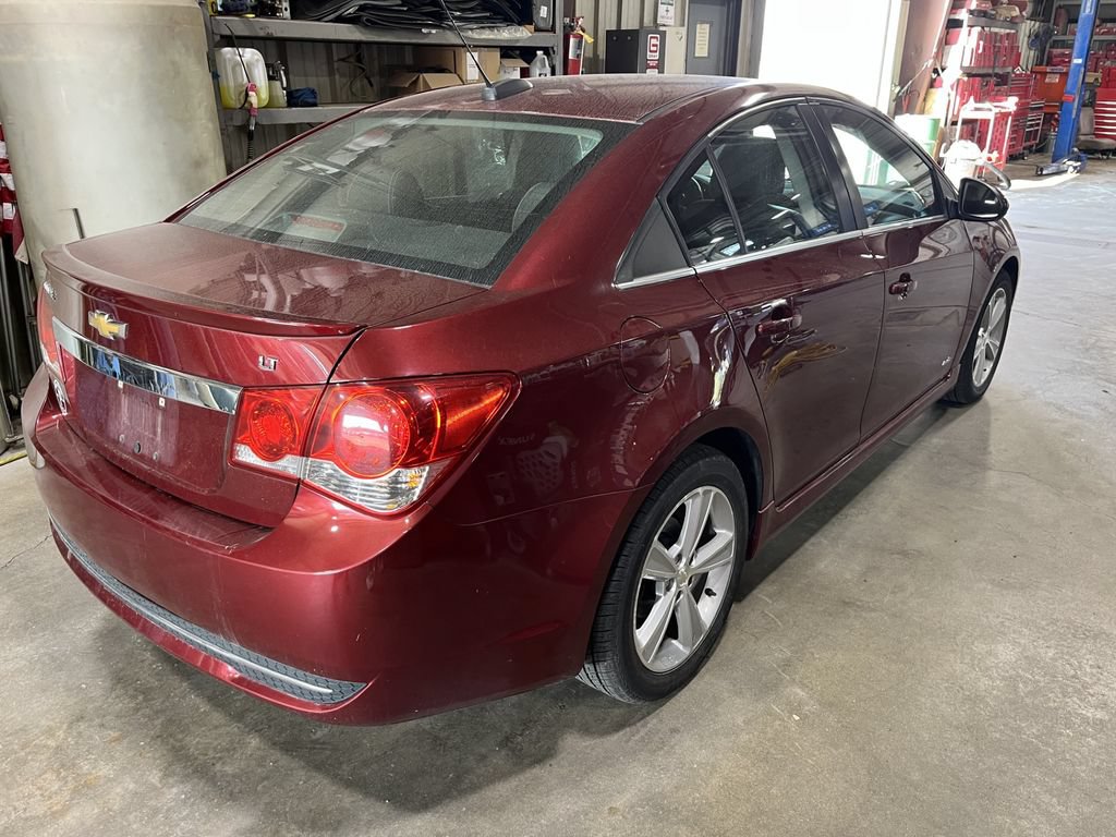 Used 2015 Chevrolet Cruze LT w/ RS Package FWD image 4