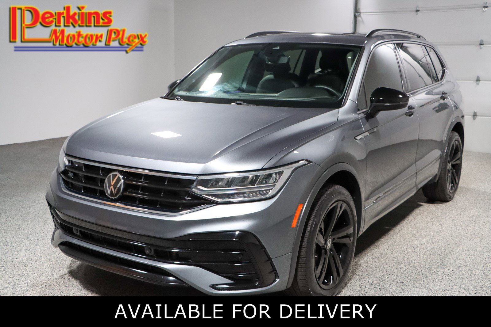 Used 2023 Volkswagen Tiguan SE R-Line