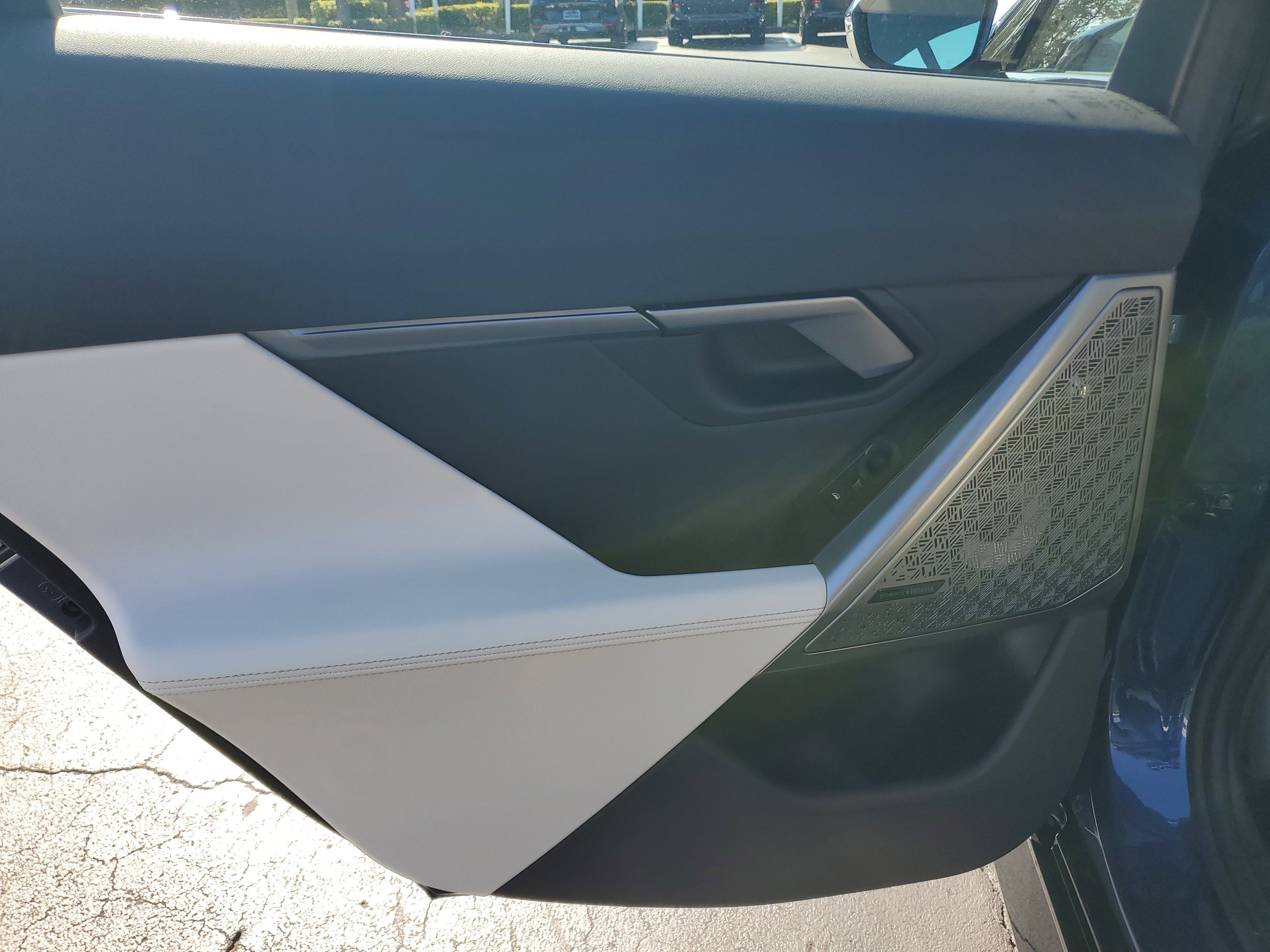 New 2026 BMW 540i xDrive w/ M Sport Package image 10