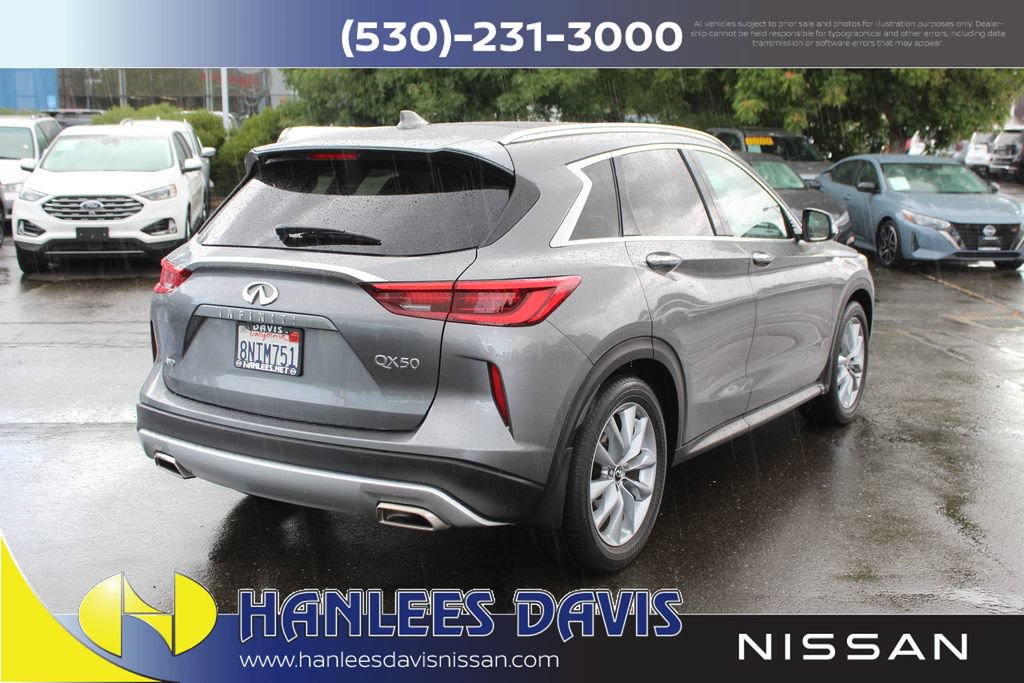 Used 2019 INFINITI QX50 Luxe w/ Navigation Package AWD/4WD image 7