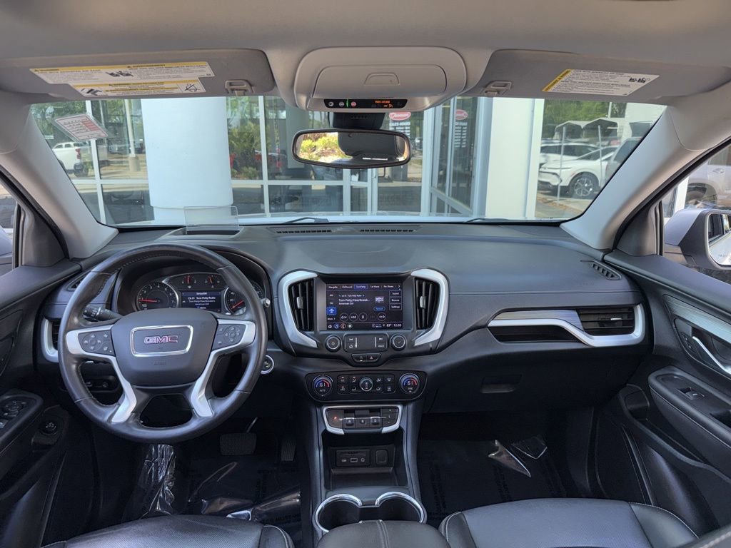 Used 2022 GMC Terrain SLT w/ Tech Package image 14