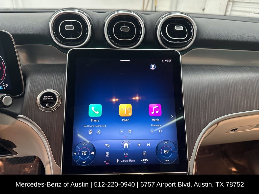 Used 2025 Mercedes-Benz GLC 300 image 15