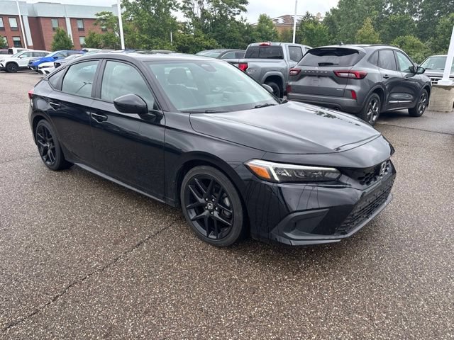 Used 2023 Honda Civic Sport image 2