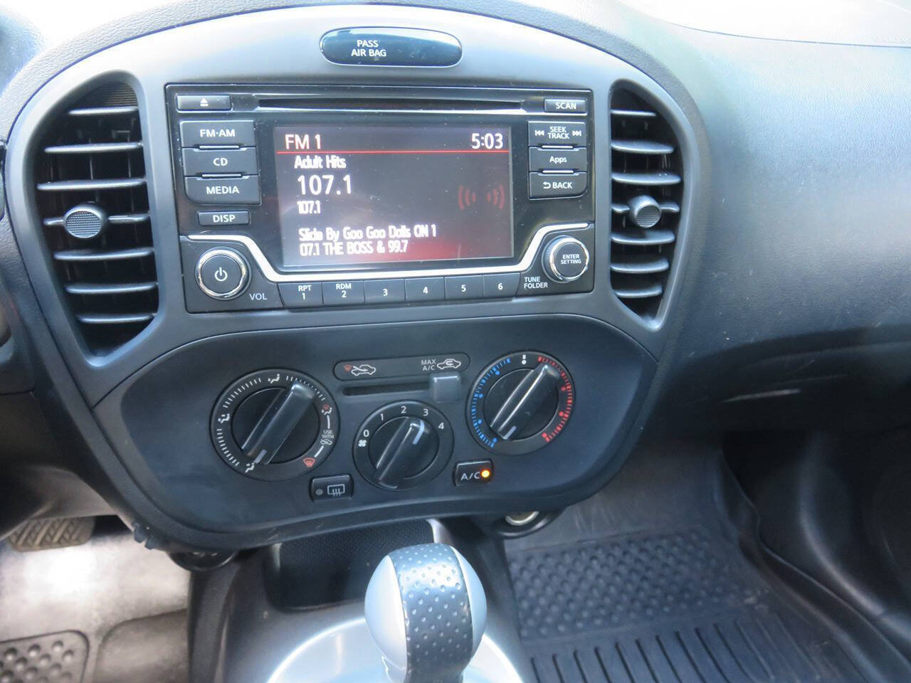 Used 2016 Nissan Juke S AWD/4WD image 17