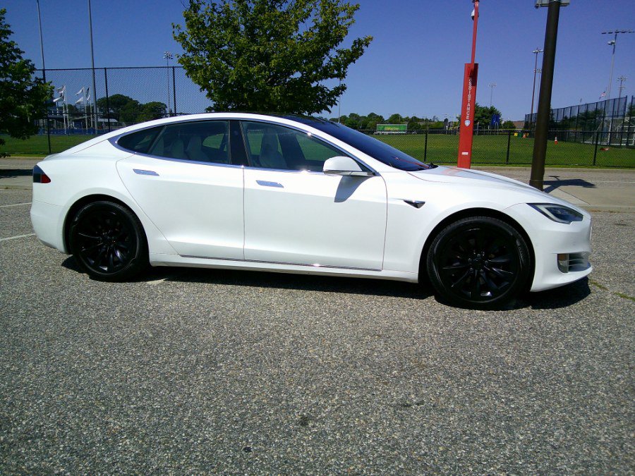 Used 2017 Tesla Model S 90D AWD/4WD image 10