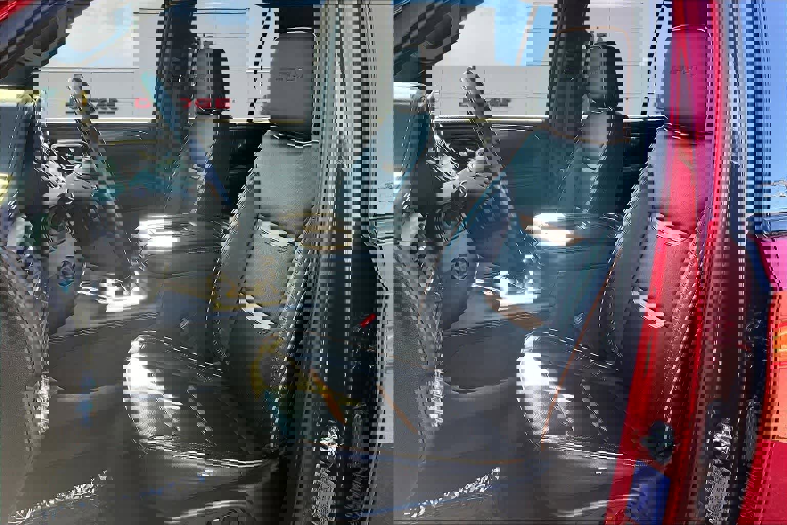 Used 2022 GMC Yukon AT4 image 11