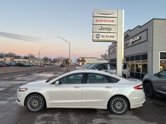 Used 2015 Ford Fusion Titanium FWD image 1