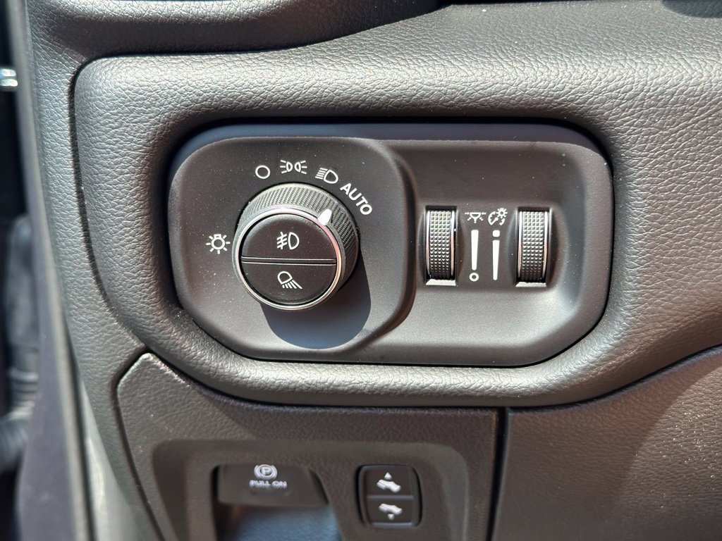 New 2026 RAM 1500 Big Horn AWD/4WD image 31