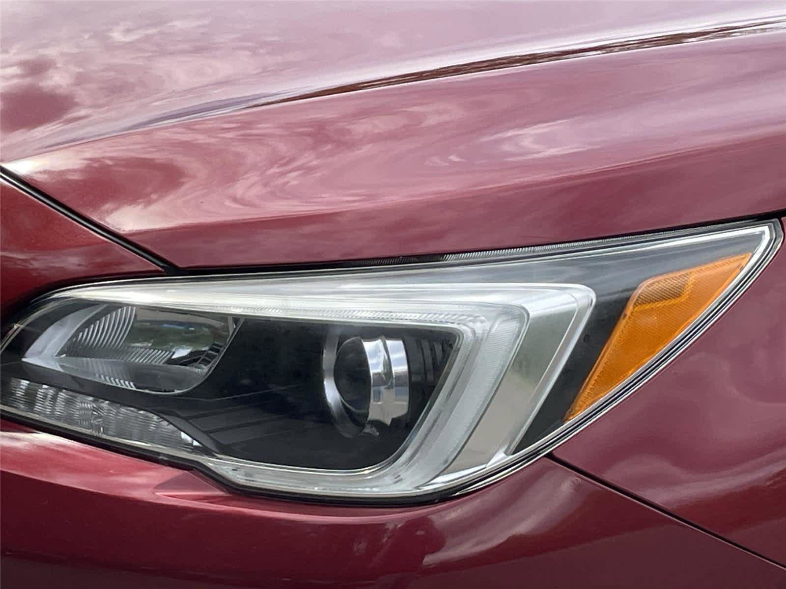 Used 2017 Subaru Outback 3.6R Limited AWD/4WD image 9