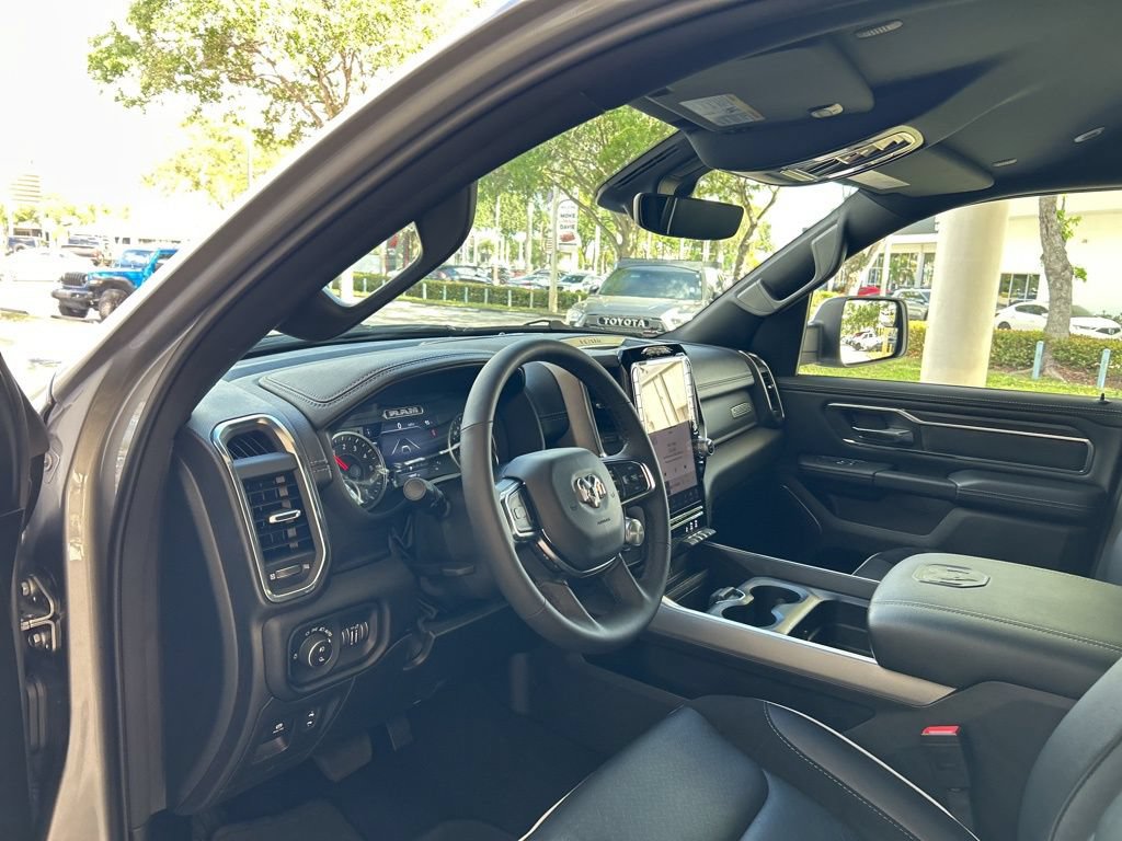 Used 2026 RAM 1500 Laramie AWD/4WD image 7