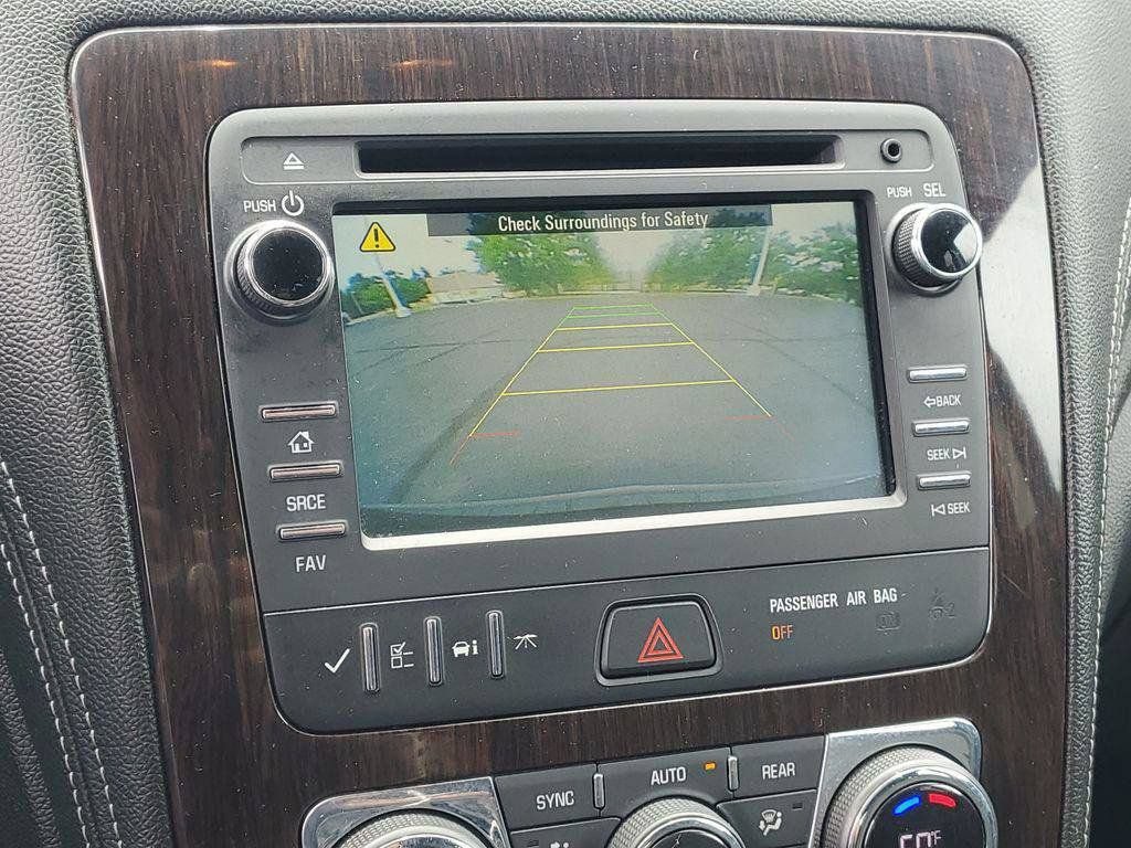 Used 2016 Chevrolet Traverse LT AWD/4WD image 14