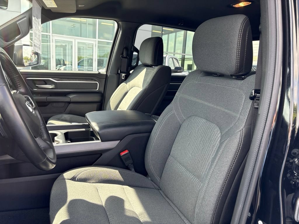 Used 2022 RAM 1500 Big Horn AWD/4WD image 13