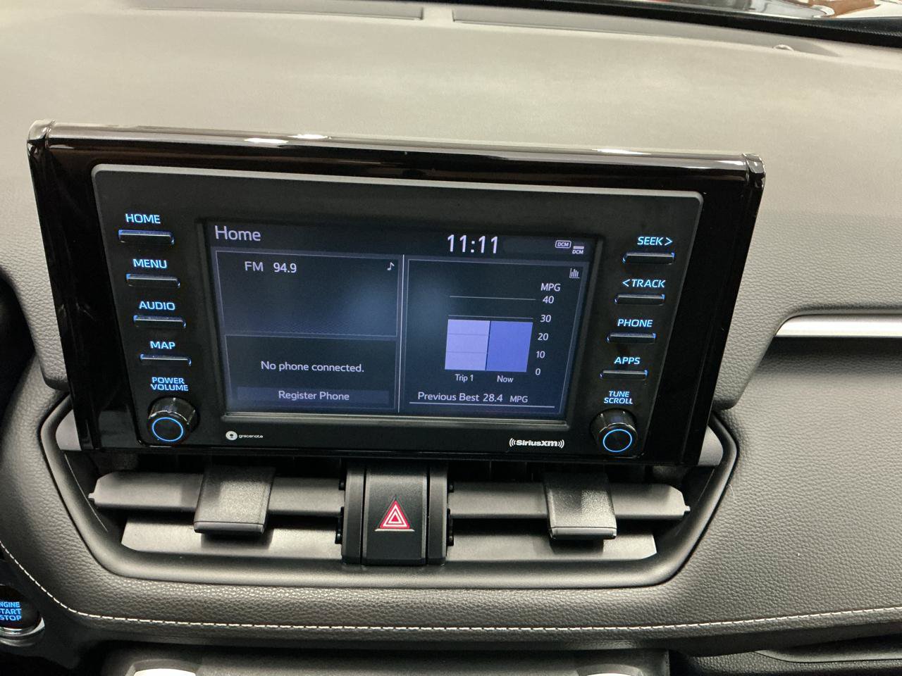 Used 2022 Toyota RAV4 XLE AWD/4WD image 18