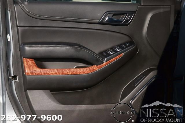 Used 2019 Chevrolet Suburban Premier image 11