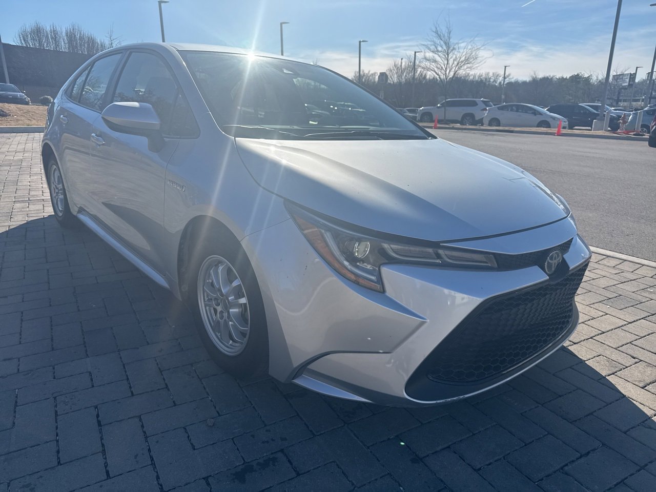 Used 2020 Toyota Corolla LE video 2