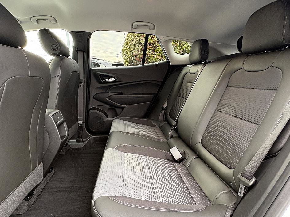 Used 2025 Chevrolet Trax LT w/ Driver Confidence Package image 10