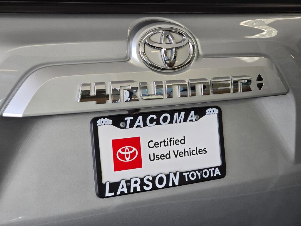 Used 2023 Toyota 4Runner SR5 Premium w/ Moonroof Package image 13