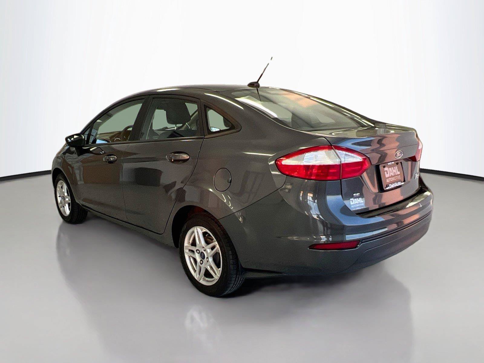 Used 2017 Ford Fiesta SE FWD image 7