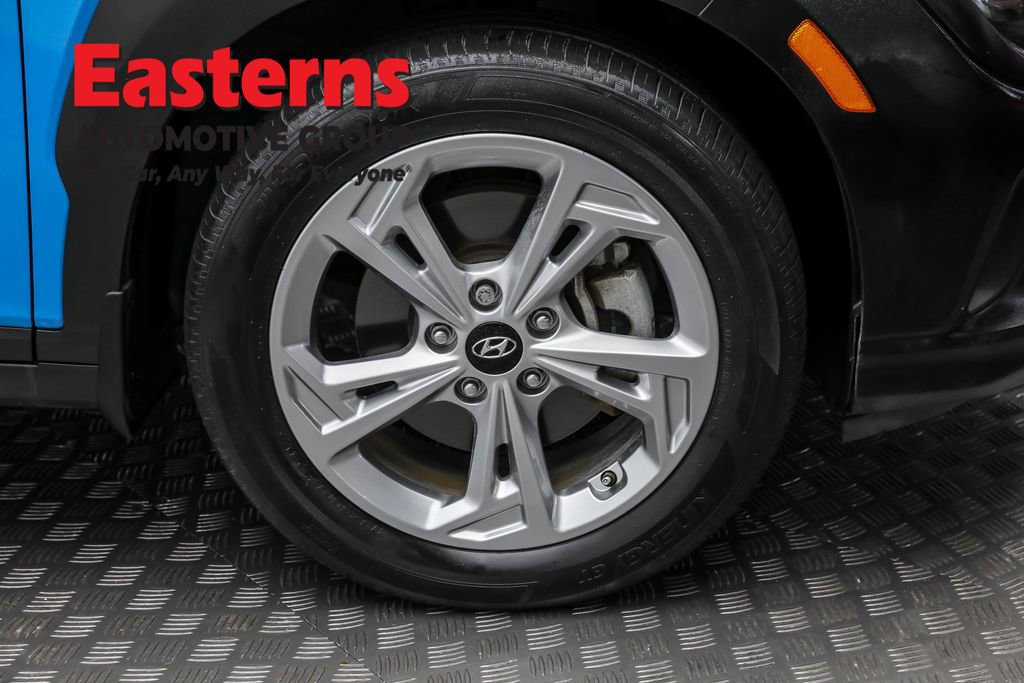 Used 2022 Hyundai Kona SEL w/ Convenience Package image 29