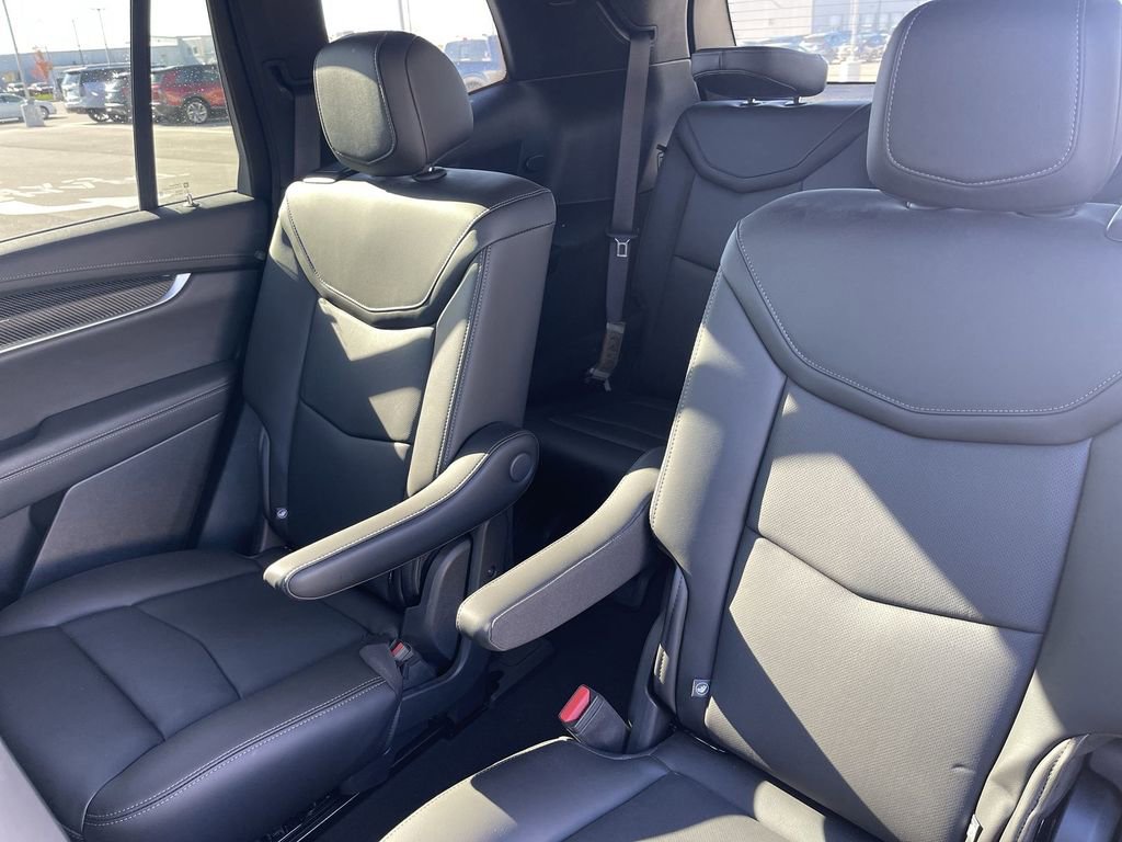 Certified 2024 Cadillac XT6 Sport w/ Technology Package image 30