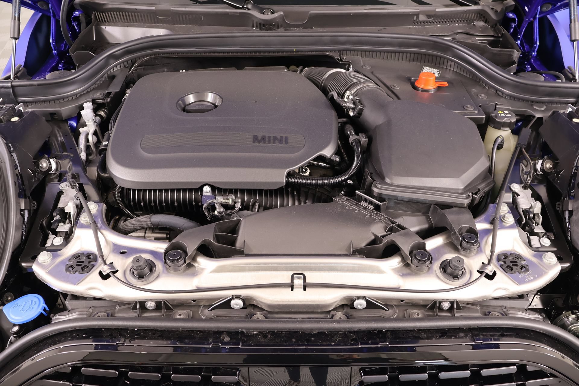 New 2026 MINI Cooper 2-Door Hardtop FWD image 18
