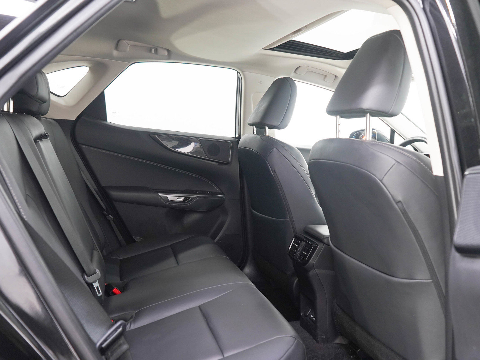 Used 2025 Lexus NX 350 AWD w/ Premium Package image 14