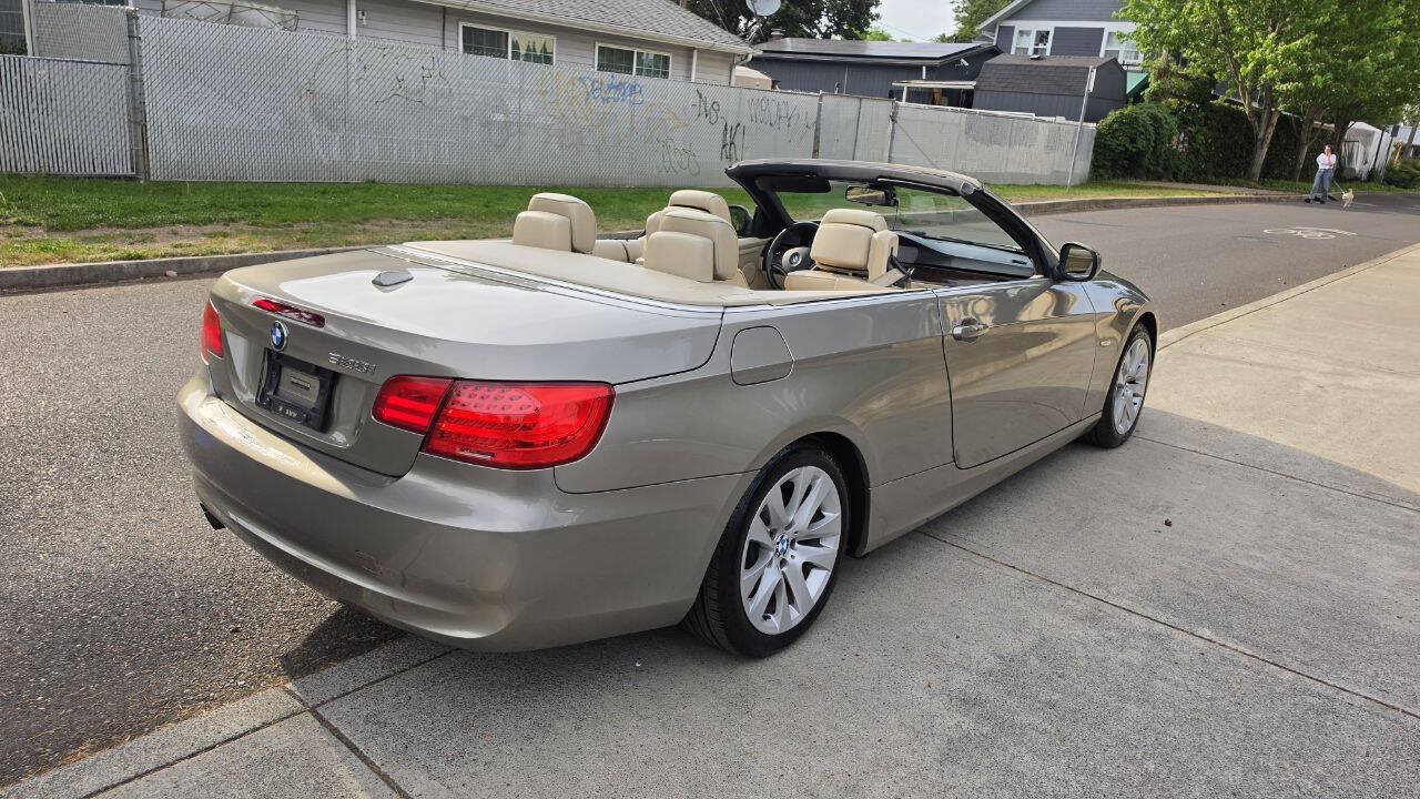 Used 2011 BMW 328i Convertible RWD image 11