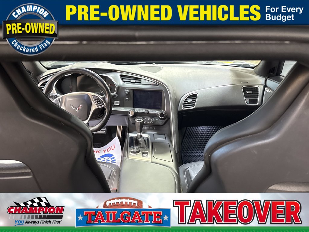 Used 2019 Chevrolet Corvette Stingray Coupe w/ 1LT RWD image 15