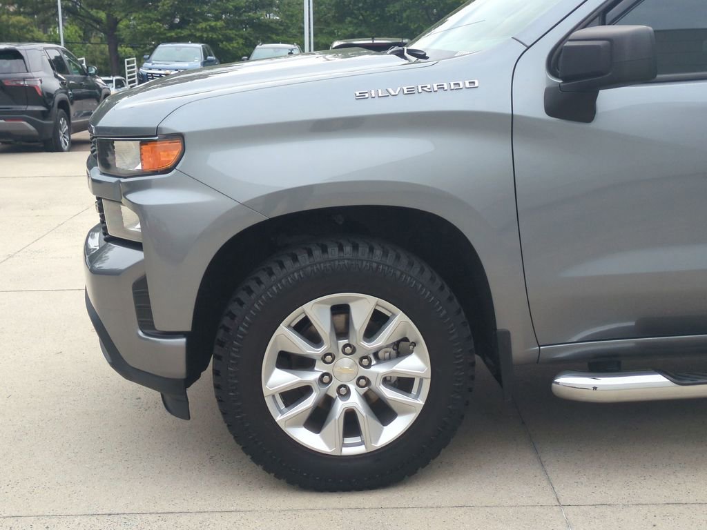 Used 2021 Chevrolet Silverado 1500 Custom AWD/4WD image 11