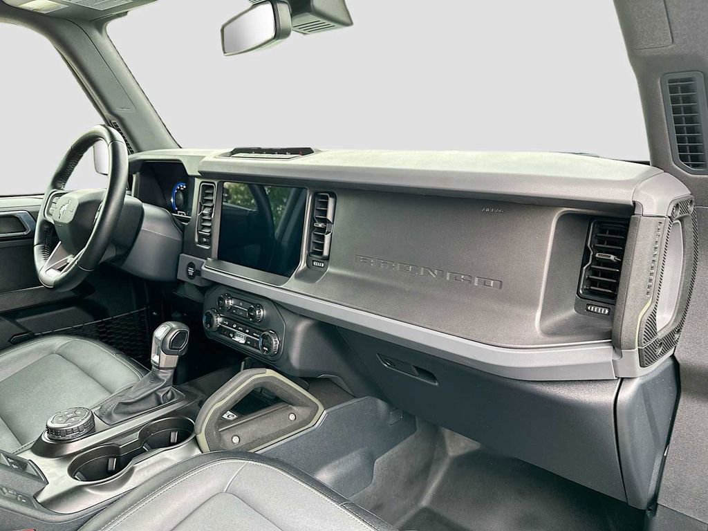 Used 2024 Ford Bronco Everglades AWD/4WD image 16