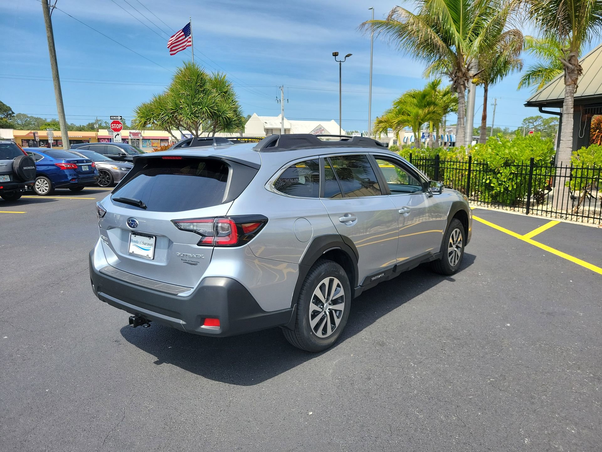 Used 2025 Subaru Outback Premium w/ Popular Package #1A AWD/4WD image 6