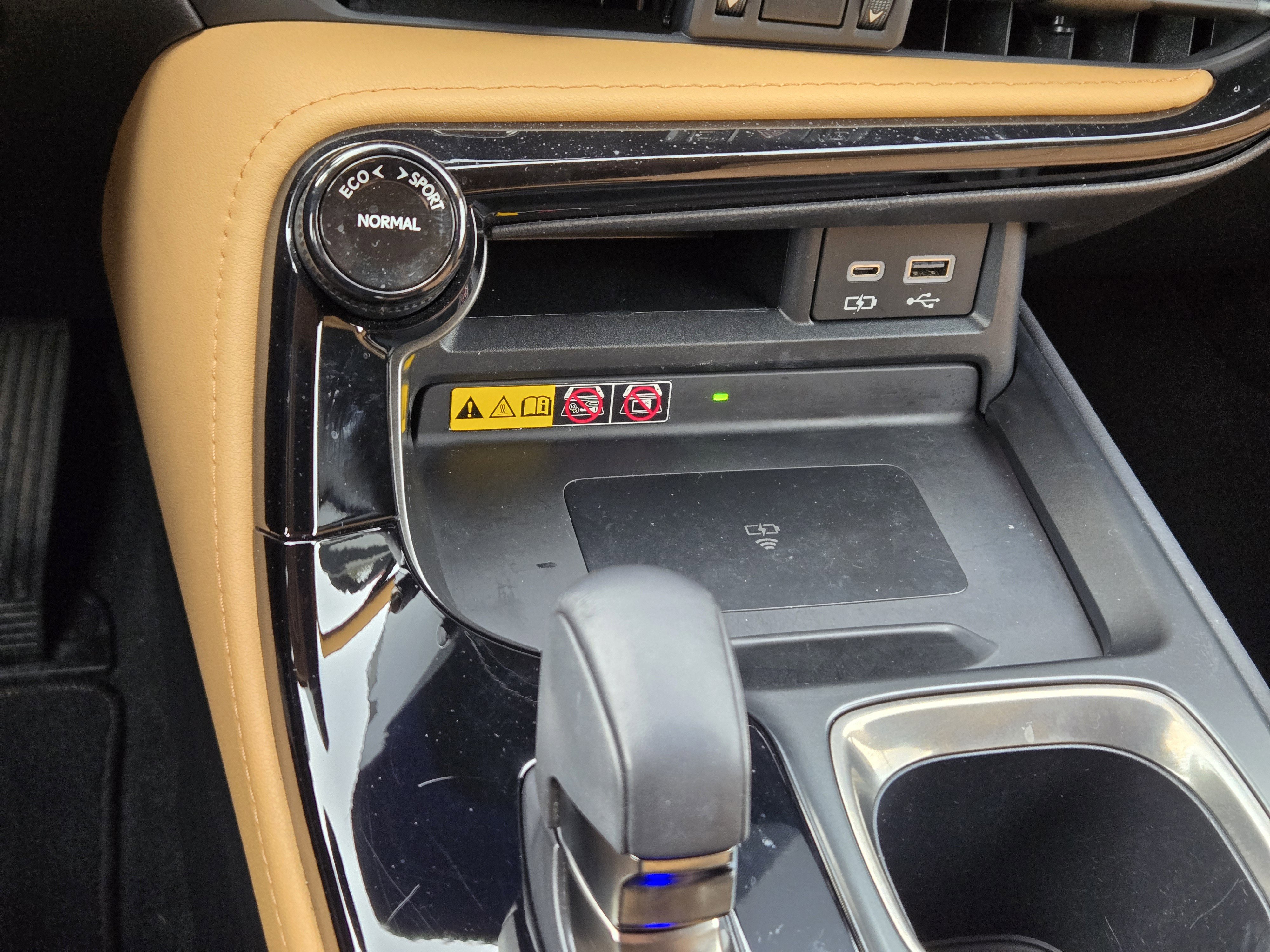 Used 2022 Lexus NX 350h AWD image 27