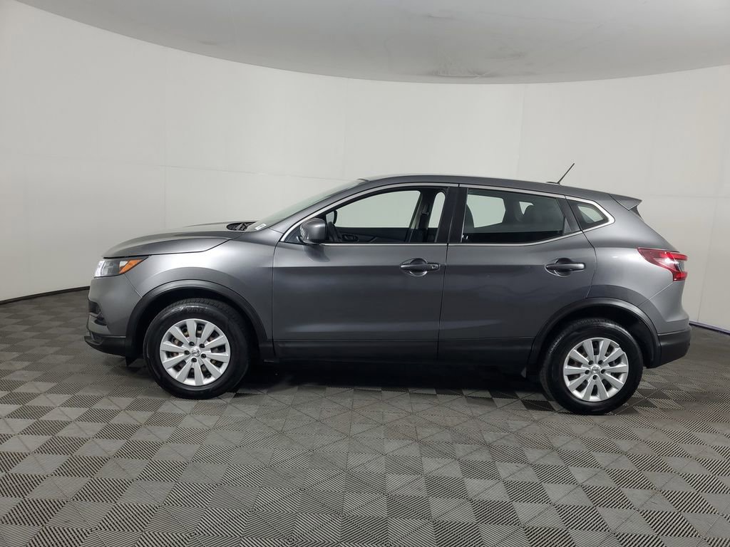 Used 2020 Nissan Rogue Sport S image 7