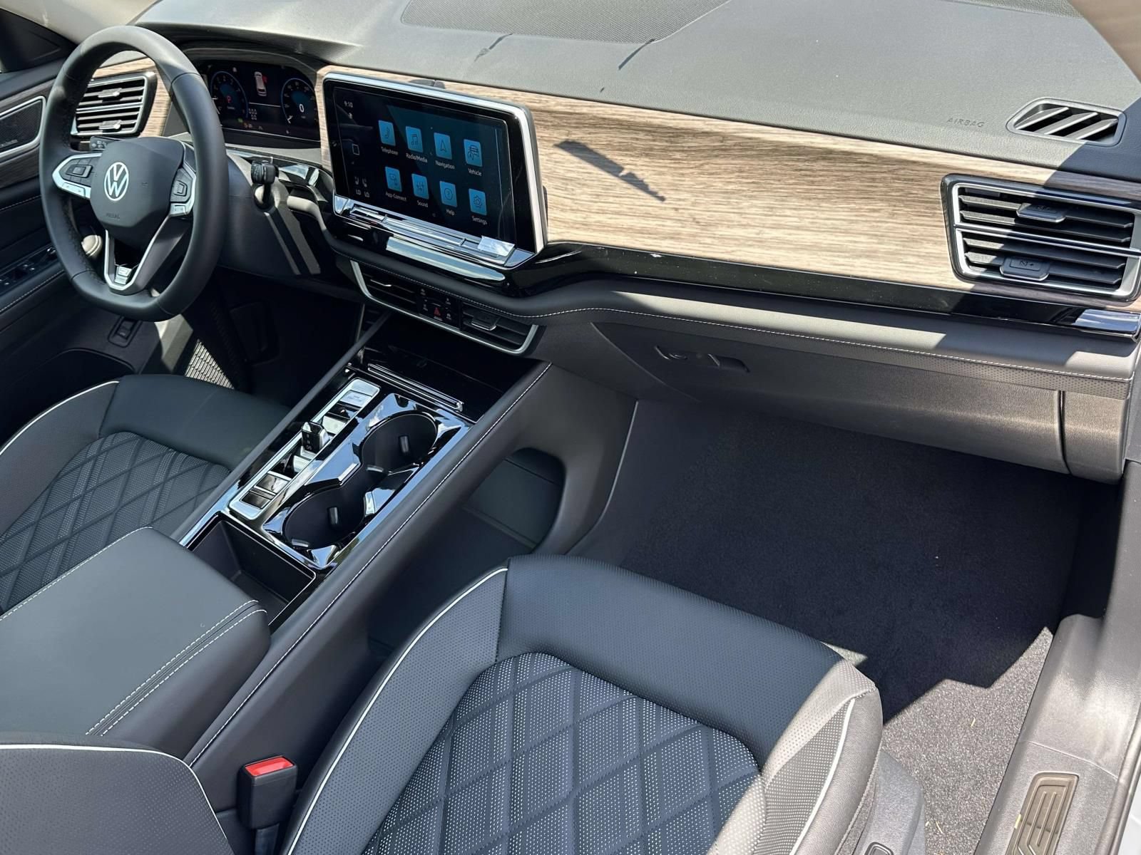 New 2026 Volkswagen Atlas SEL Premium R-Line AWD/4WD image 12