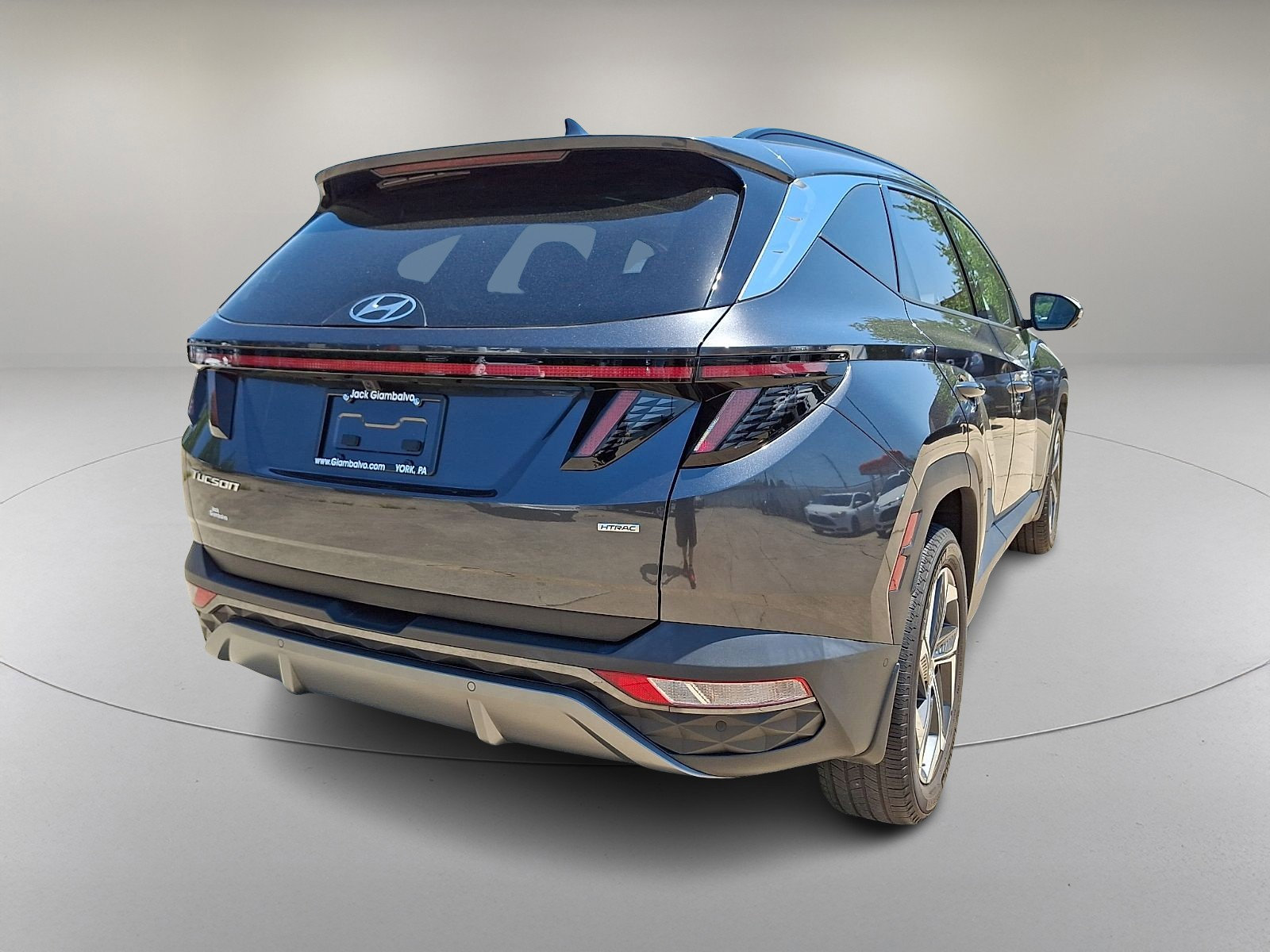 Certified 2023 Hyundai Tucson Limited AWD/4WD image 10