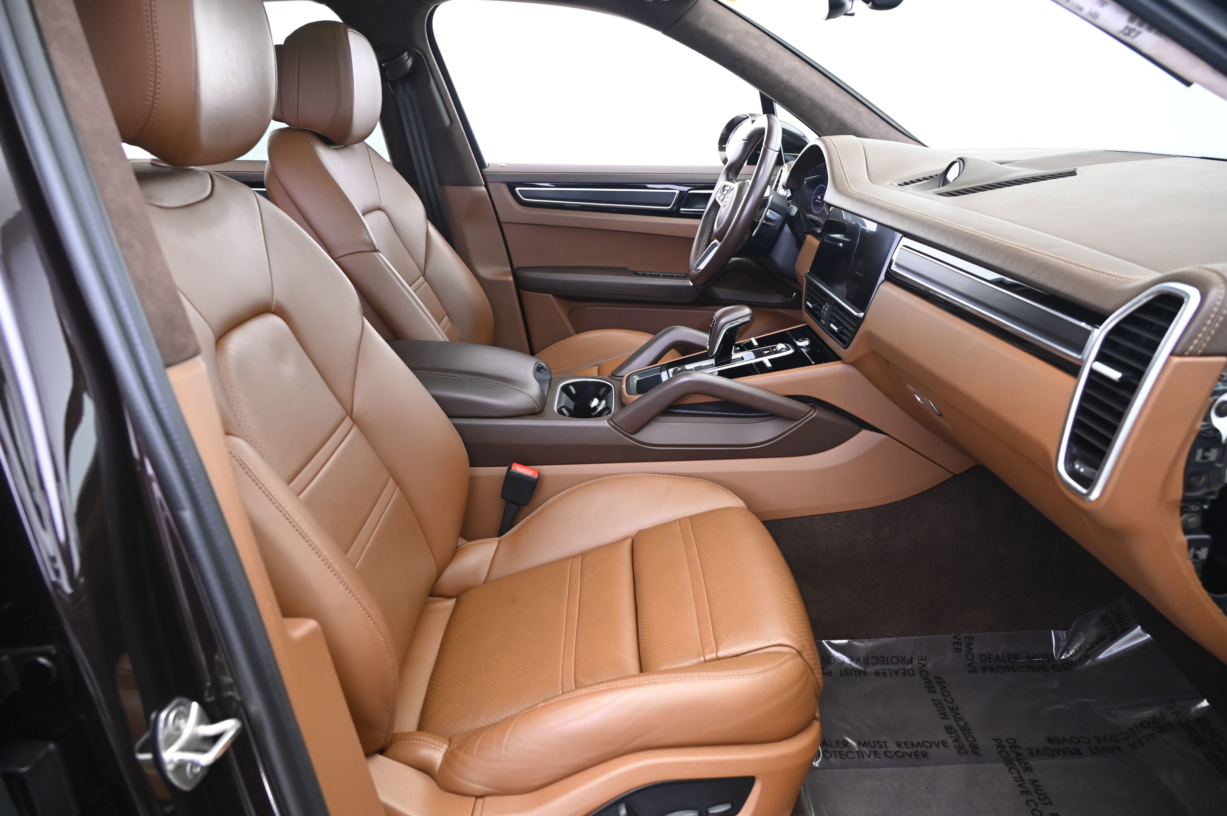 Used 2022 Porsche Cayenne GTS image 23