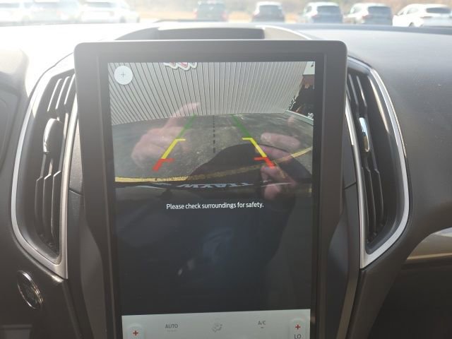 Used 2023 Ford Edge SE AWD/4WD image 23