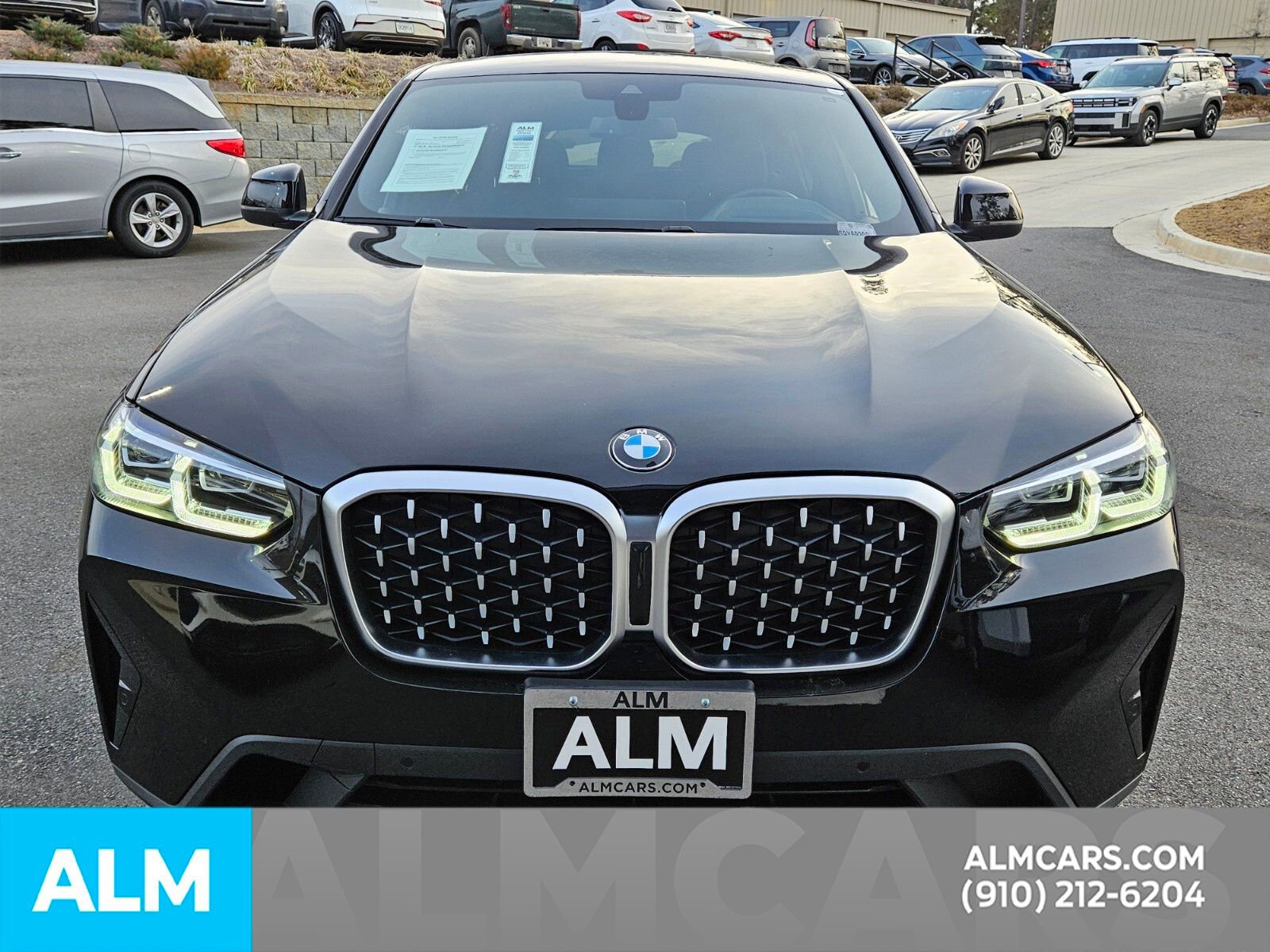 Used 2025 BMW X4 xDrive30i AWD/4WD image 10