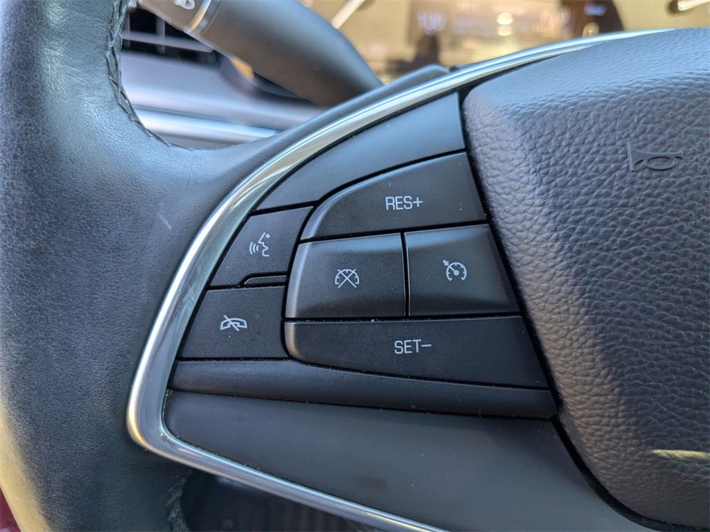 Used 2017 Cadillac XT5 Luxury w/ Driver Awareness Package image 22