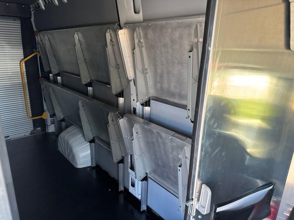 Used 2024 RAM ProMaster 3500 w/ Delivery Van Package FWD image 8