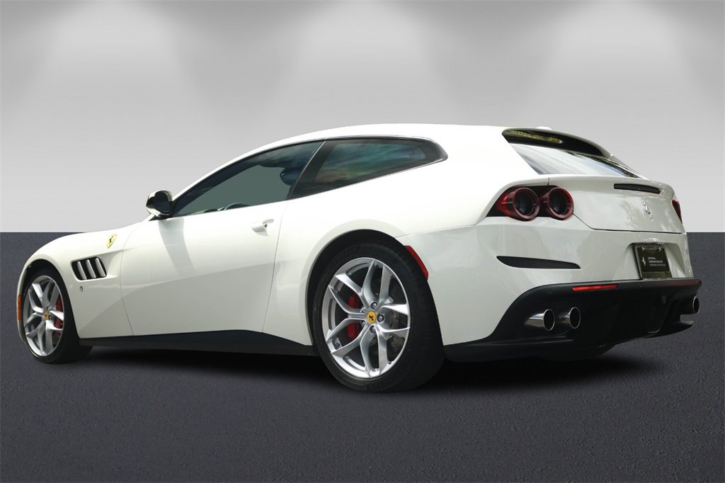 Certified 2018 Ferrari GTC4Lusso T image 5