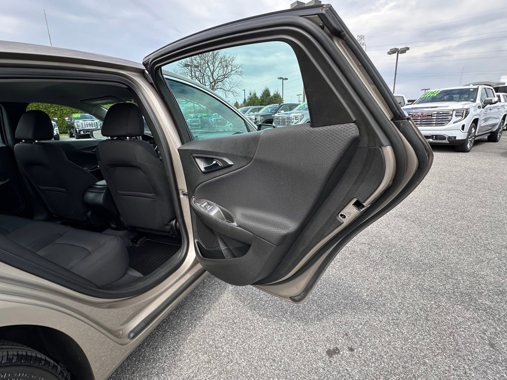 Used 2022 Chevrolet Malibu LS image 18