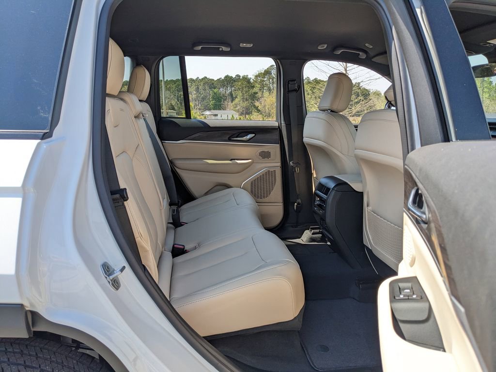 New 2026 Jeep Grand Cherokee Limited RWD image 45
