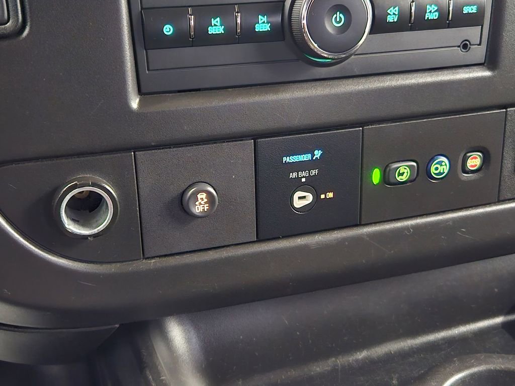 Used 2020 Chevrolet Express 3500 LT w/ LT Preferred Equipment Group image 24