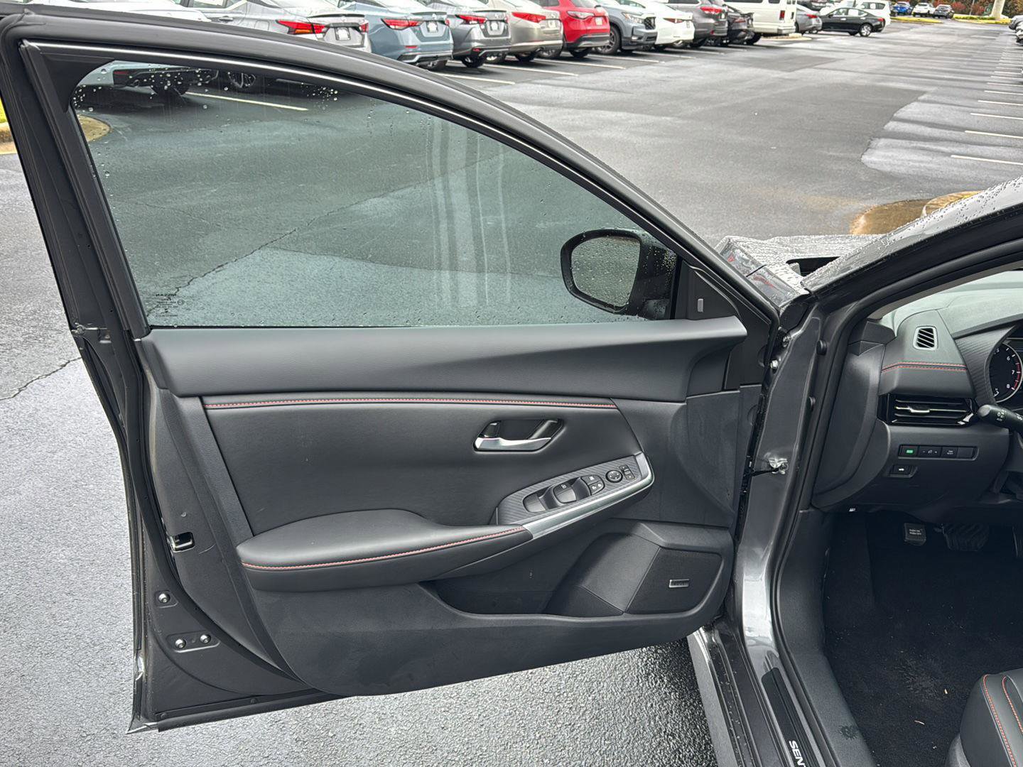 New 2025 Nissan Sentra SR w/ SR Premium Package image 14